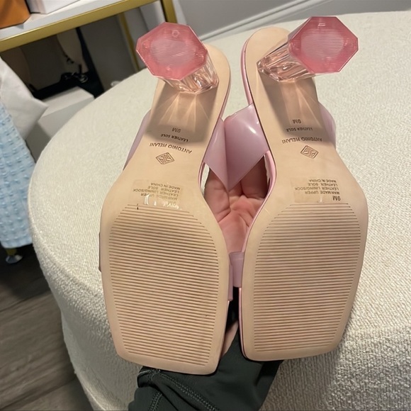 Antonio Melani Pink Heel 9 NWOT - Picture 2 of 4
